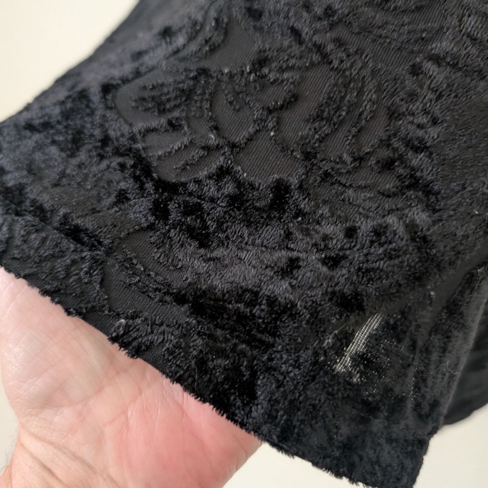Ann Taylor Factory Velvet Burnout Top Women's Lg Bell Sleeve Black Floral Witchy - Picture 7 of 10